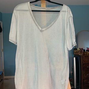 oversized light grey tee